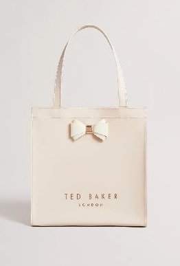 รูปภาพที่#1 ของสินค้า : Ted Baker รุ่น Plain Bow Small Icon Bag สี Light Pink***พร้อมส่ง รูปภาพที่1 ของสินค้า : Ted Baker รุ่น Plain Bow Small Icon Bag สี Light Pink***พร้อมส่ง