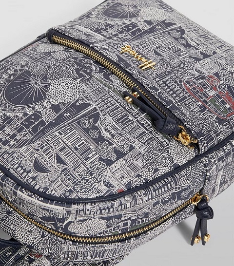 รูปภาพที่#3 ของสินค้า : เป้สะพาย Harrods รุ่น Black Landmarks Backpack***พร้อมส่ง รูปภาพที่3 ของสินค้า : เป้สะพาย Harrods รุ่น Black Landmarks Backpack***พร้อมส่ง